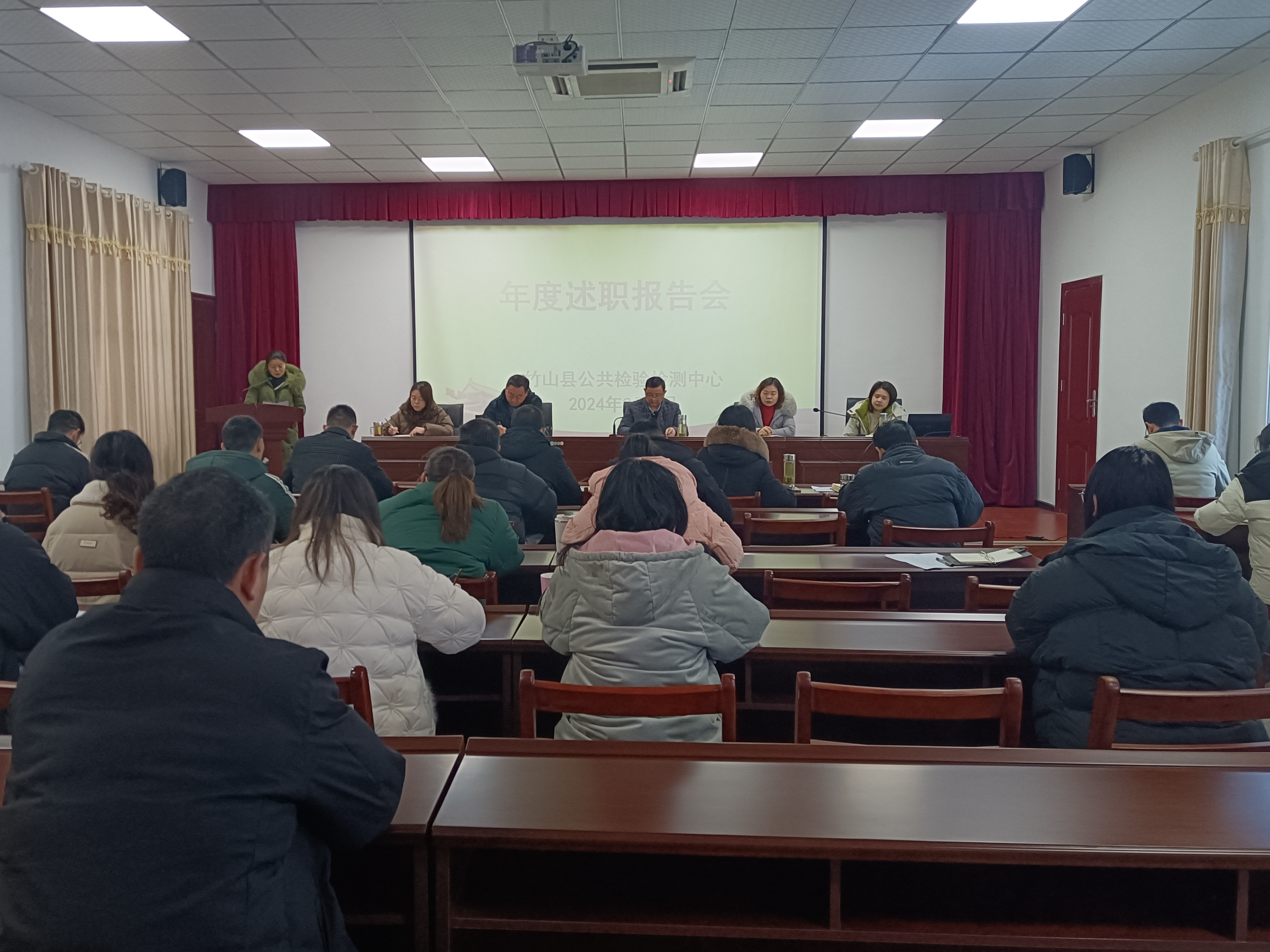 县公共检验检测中心:找不足 谋未来