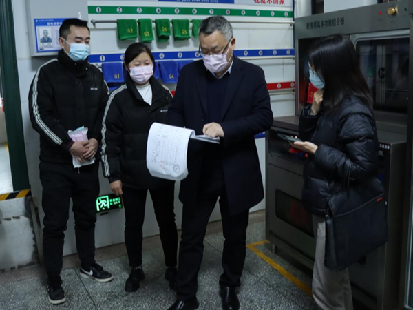我县今春开学工作得到市综合检查组好评