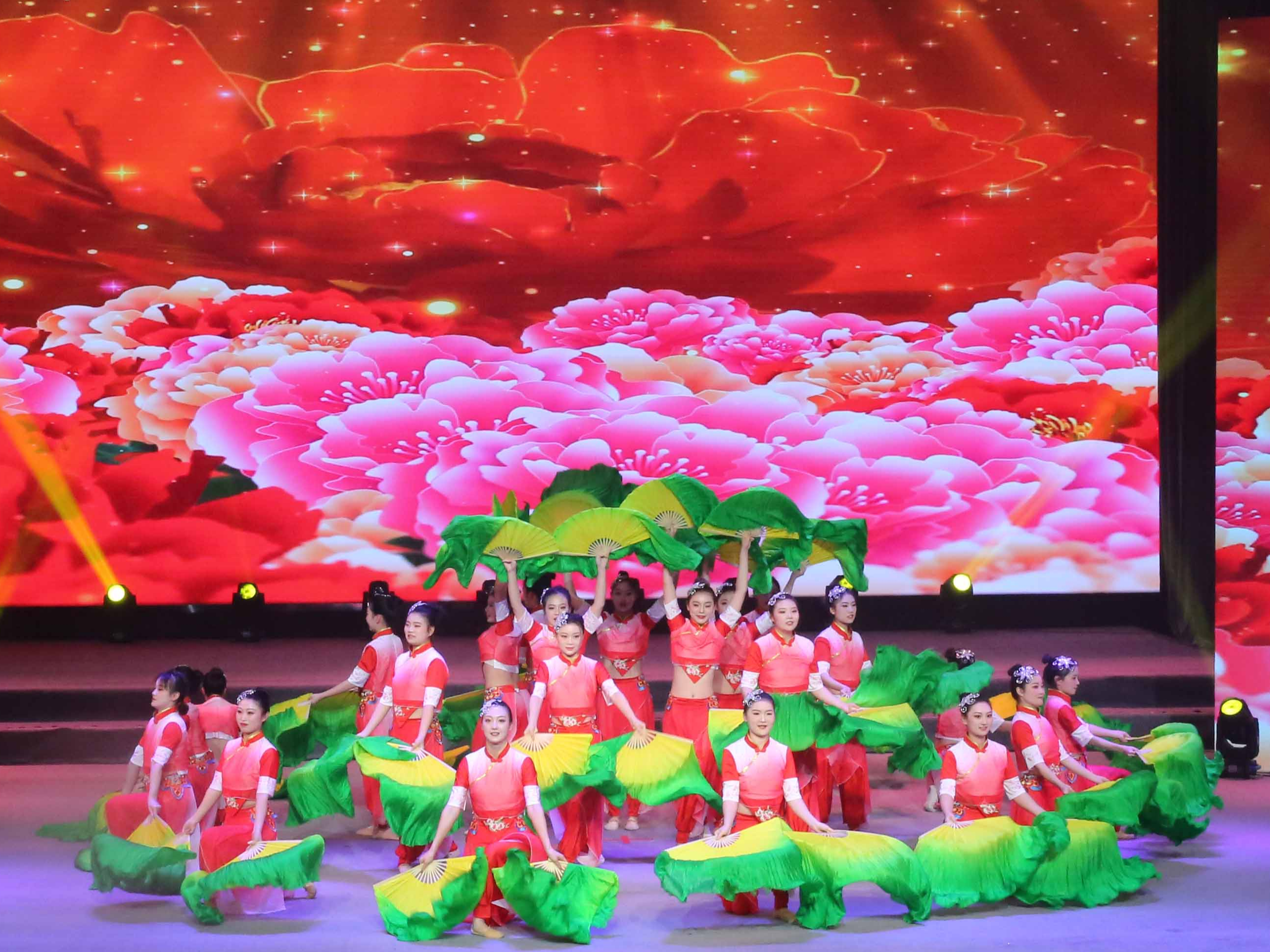 竹山县2024年春节村晚圆满落幕 精彩瞬间在这里 ！