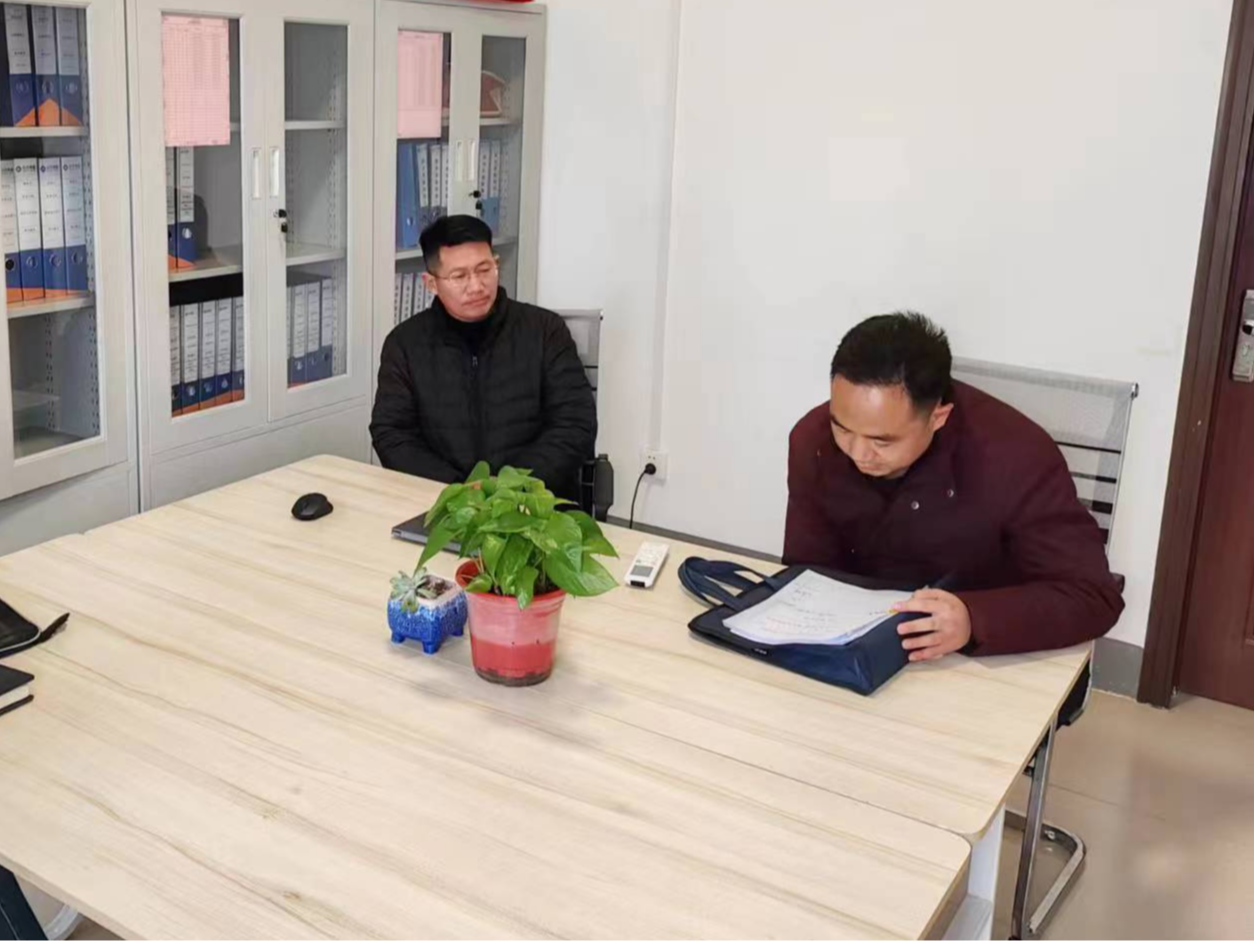 县公积金办：积极回应职工诉求 设身处地服务企业