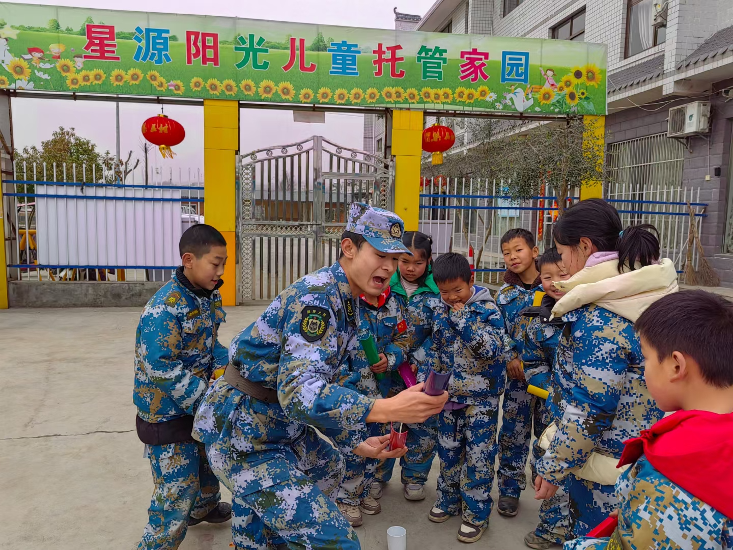 麻家渡镇：“狼牙军事训练营”火热进行