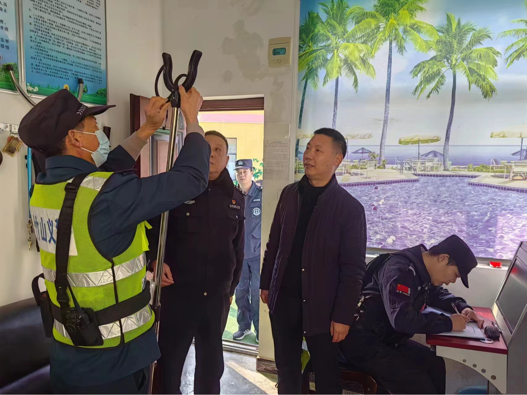 官渡镇：“四强化”筑牢安全生产防线