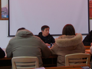 县农机服务中心召开典型案例警示教育大会