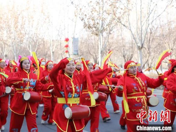 锦绣中国年｜新疆兵团各地社火表演闹新春