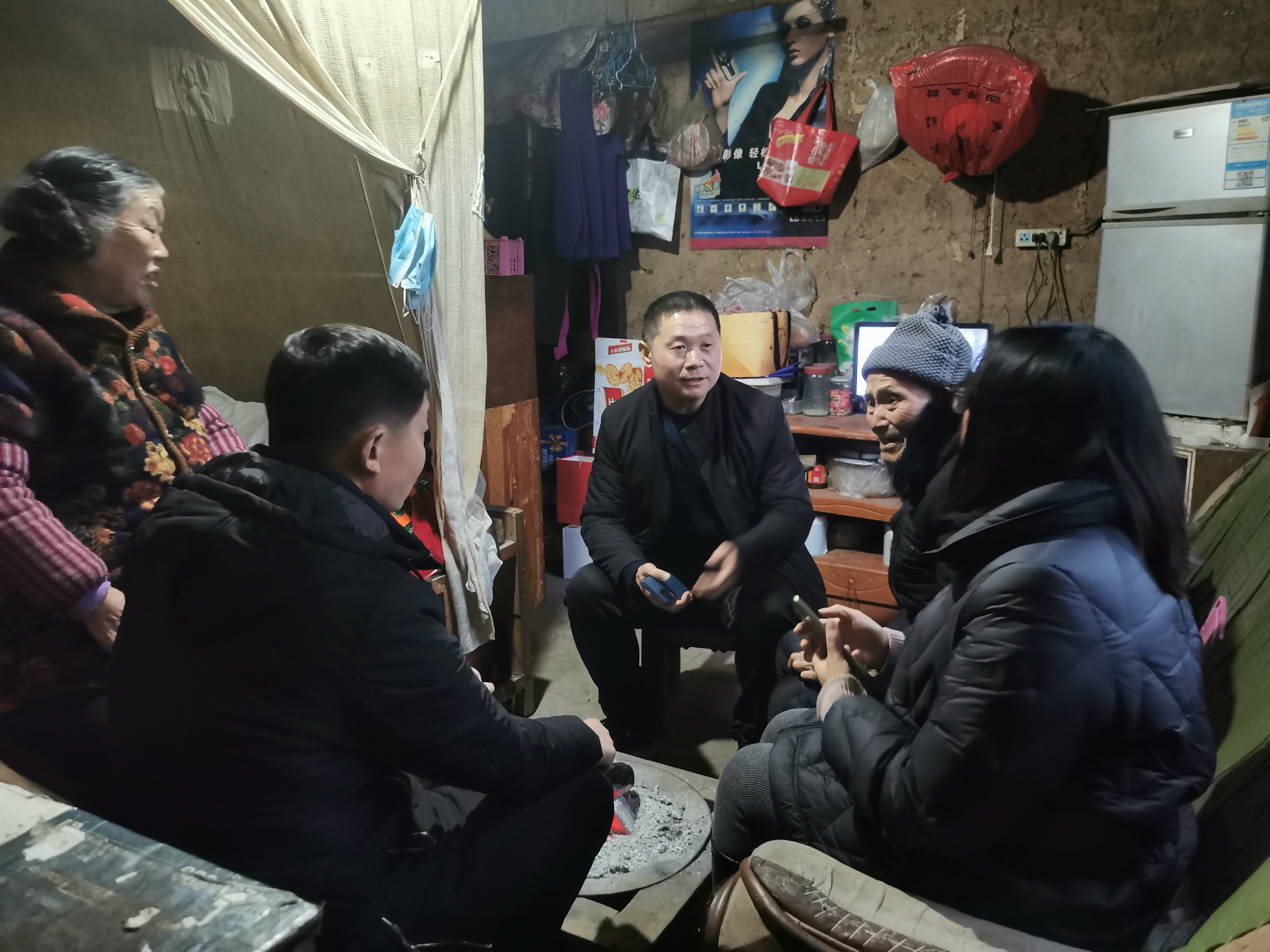 溢水镇：新春慰问送关怀