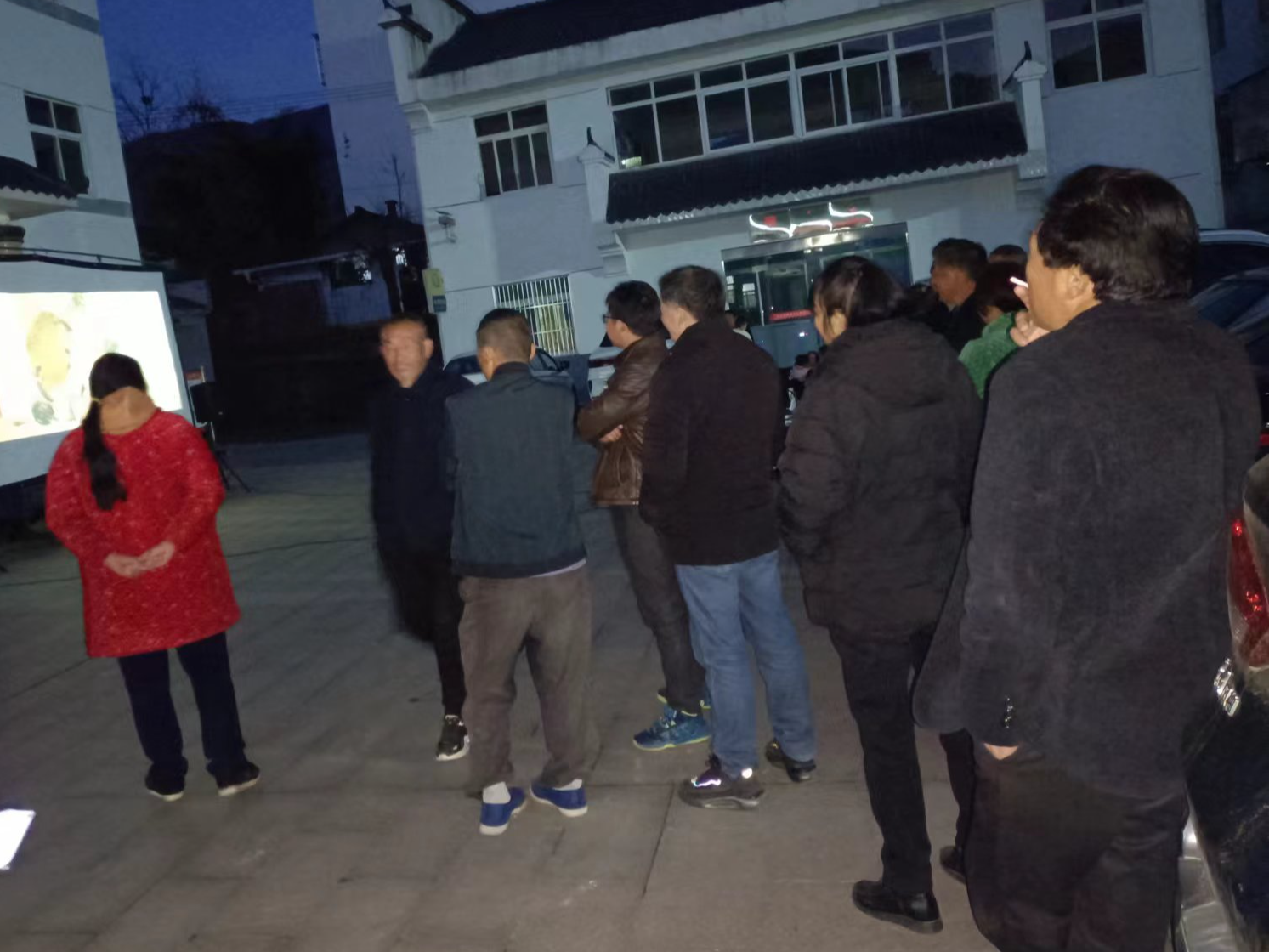 秦古镇：公益电影进基层 文化惠民暖人心