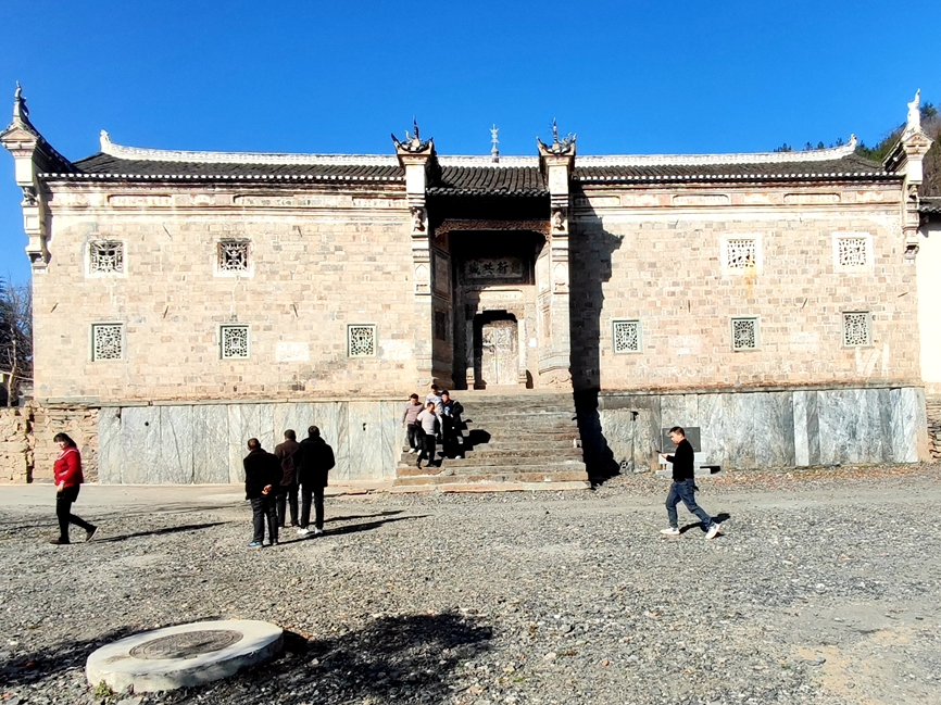 我县安全知识广播节目受游客称赞