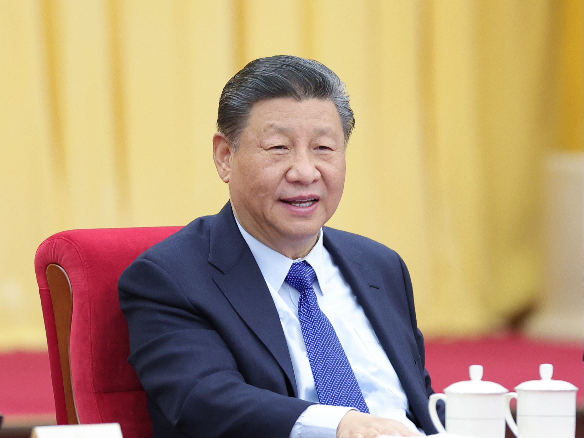 微镜头丨“要看到我们是在往前走着”