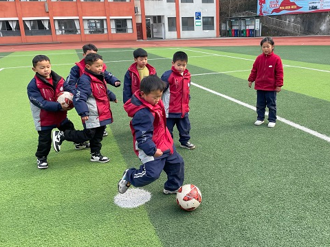 县第二实验小学：沐“双减”春风  享快乐童年