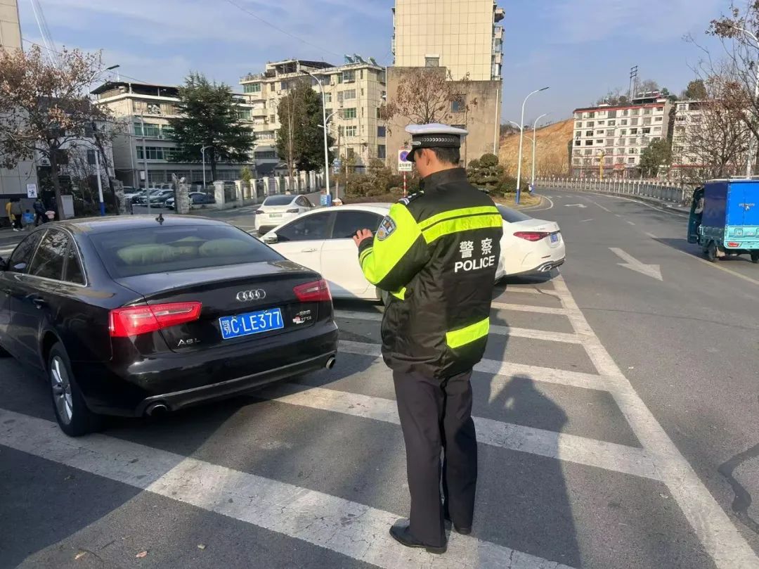 曝光台 | 违停曝光！快来看看您的爱车“出镜”了吗？