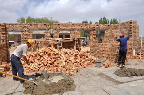 荆州区农村危房改造迎检验收危改975户已合格602户