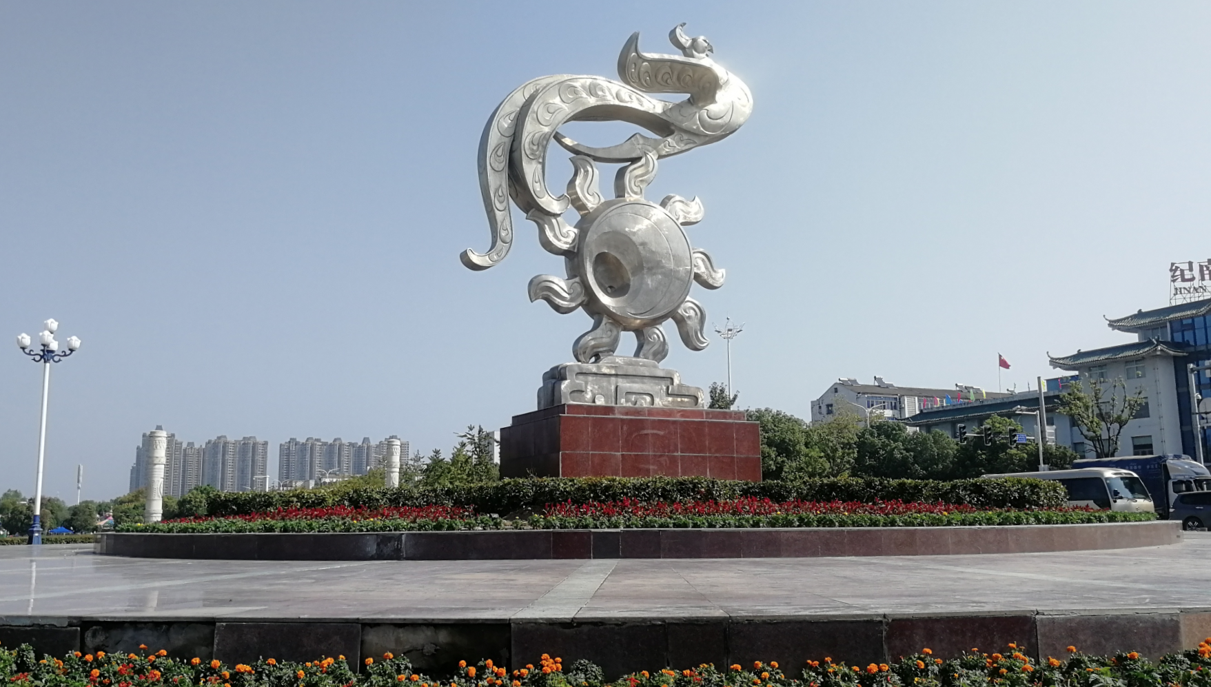 太湖港北岸,荆州火车站站前广场,金凤广场,九龙渊公园停车场,沙隆达