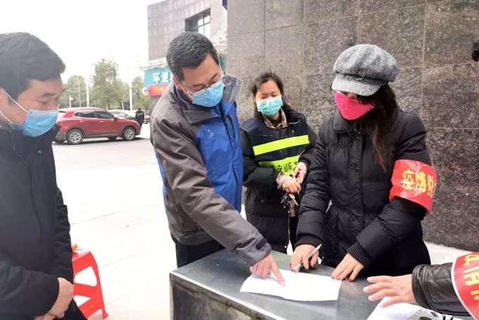 两天走三地李凯暗访脚步未停