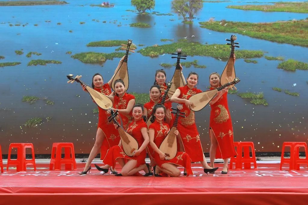 庆丰收迎小康监利桥市镇举行首届农民丰收节