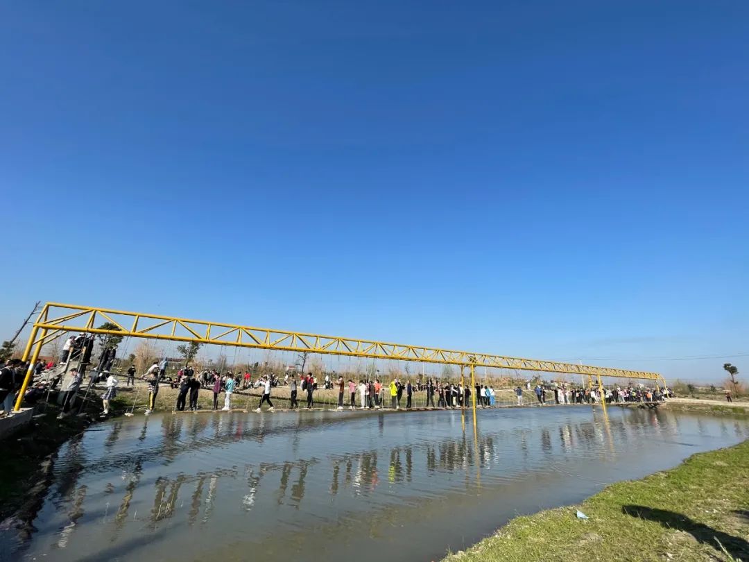 沙市区岑河镇木垸村东方神木馆引燃乡村旅游