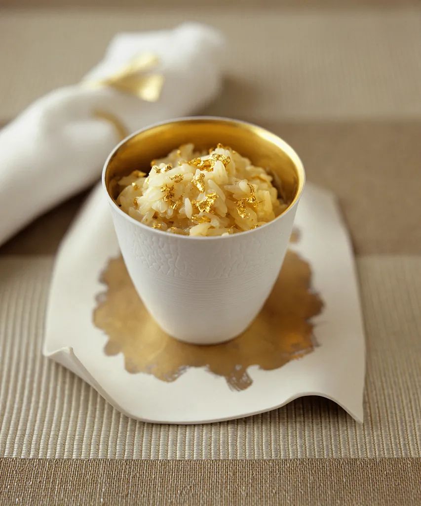 金箔冰淇淋卖到14万元真的能吃吗