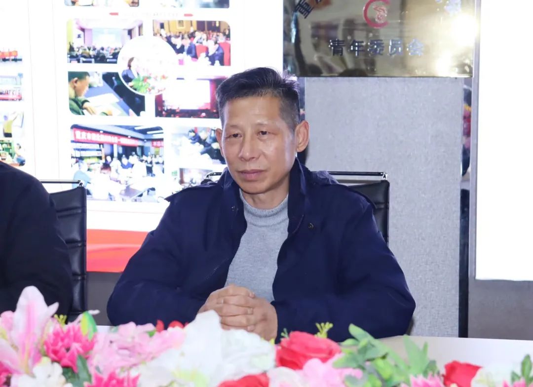 荆州高新区驻重庆招商组来到重庆市湖北荆州商会开展座谈交流