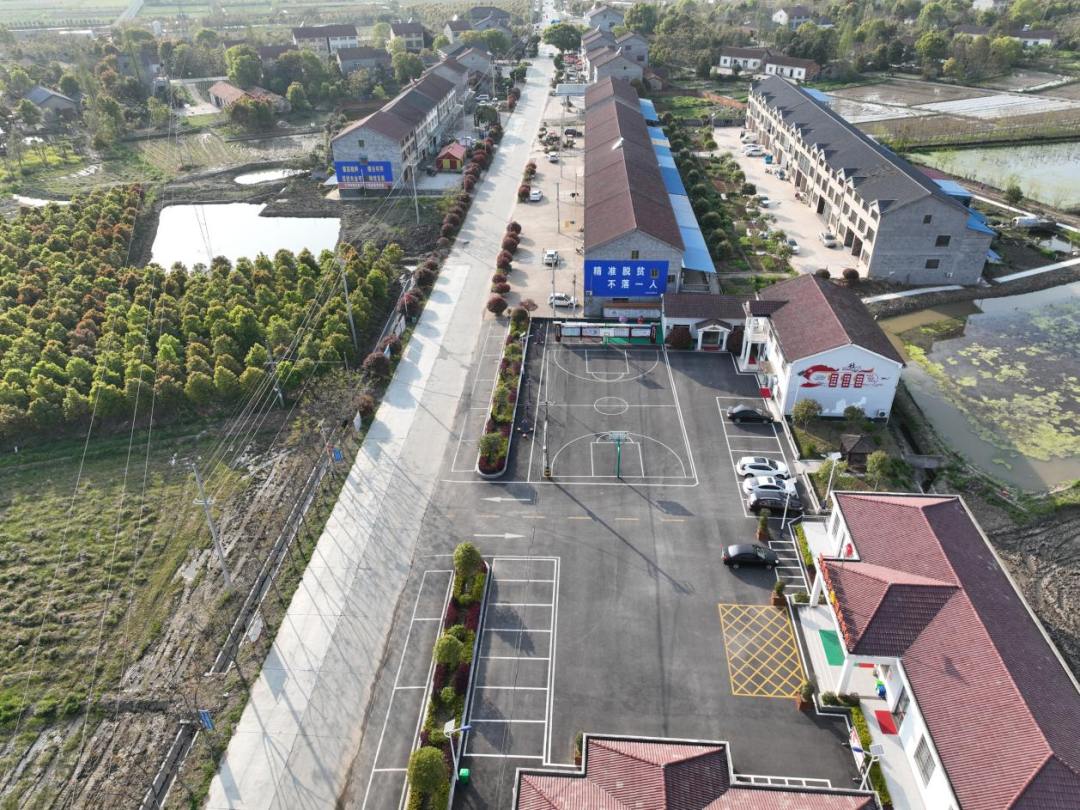 讲文明树新风荆州区马山镇联山村村美民富产业兴乡村振兴展新颜