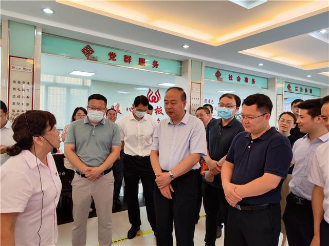 下基层察民情解民忧暖民心王洲洋努力解决问题增强群众获得感