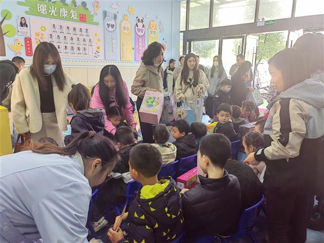 local2daac6ea5f1046a39fcfe7ade9e20685