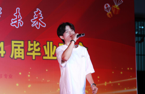正在上传...