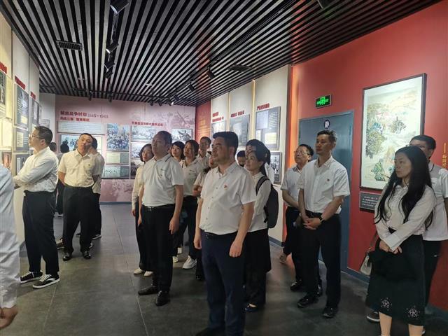 local0151d1b66aac49638ce642366f9740b7