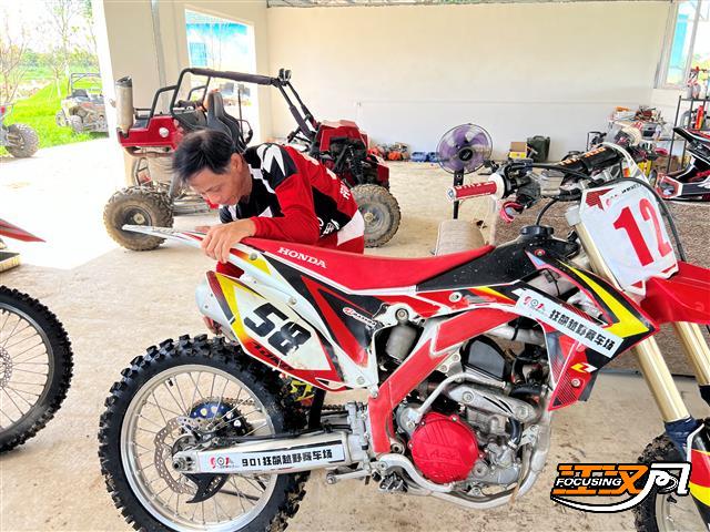 local4a7cf8c792674697a5b61639b4e4fd1a