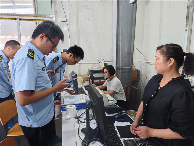 localf252d450841e4f1e8556d1aa8d5dd640