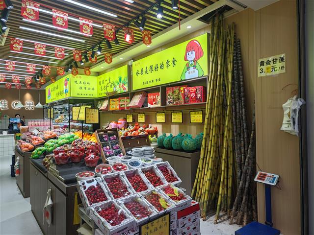 local13f531fc509f4351bfb12a151b9b4c8a