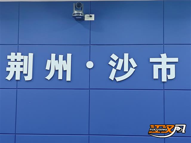local5df30be9364f4be6942215f5adcc1076