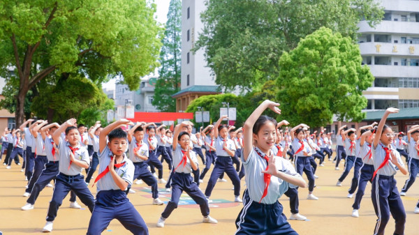 五特.jpg
