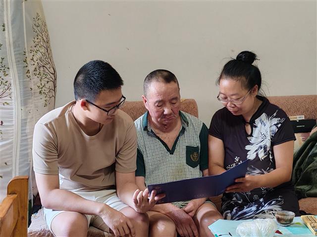 local8032e23fb1344b3a8a1d7b8ff2cda973