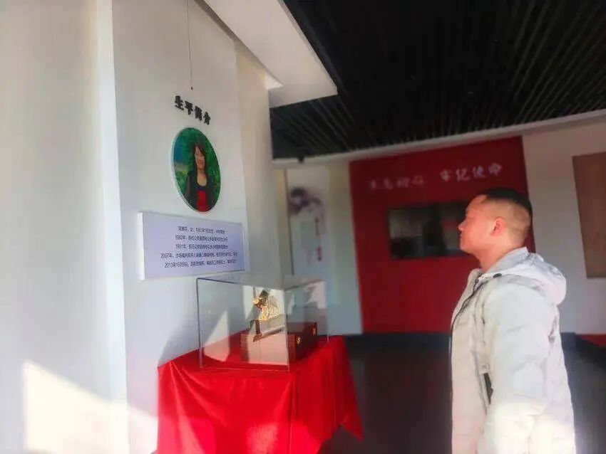 3f1bb2c4-06ef-4a81-8d91-3d5f8db958c7.jpe