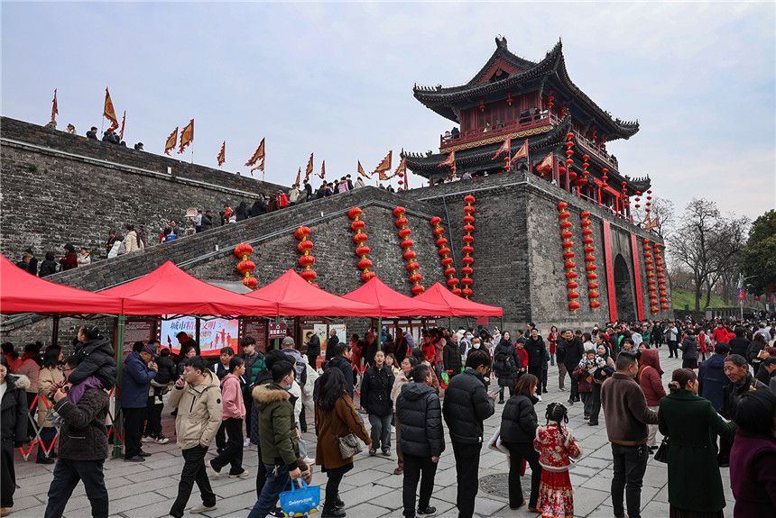 湖北荆州新春开城大典让游客沉浸体验年味【3】