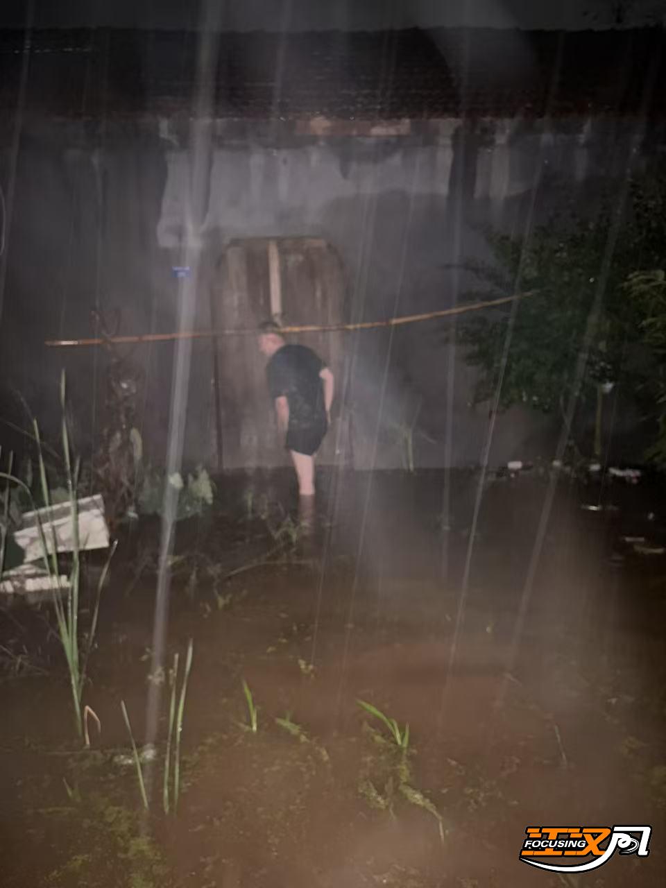 正在上传...