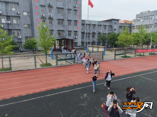正在上传...