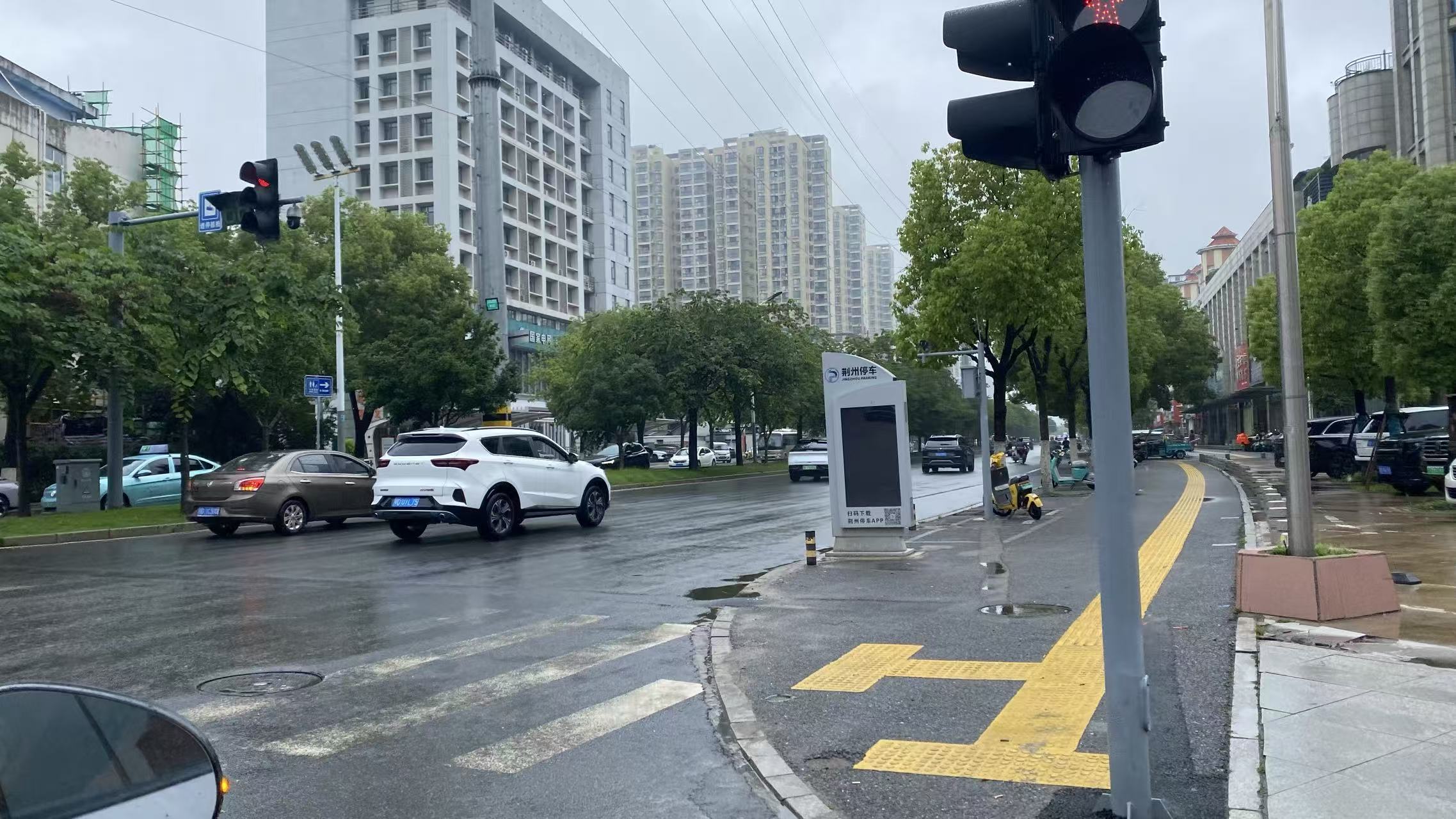 正在上传...