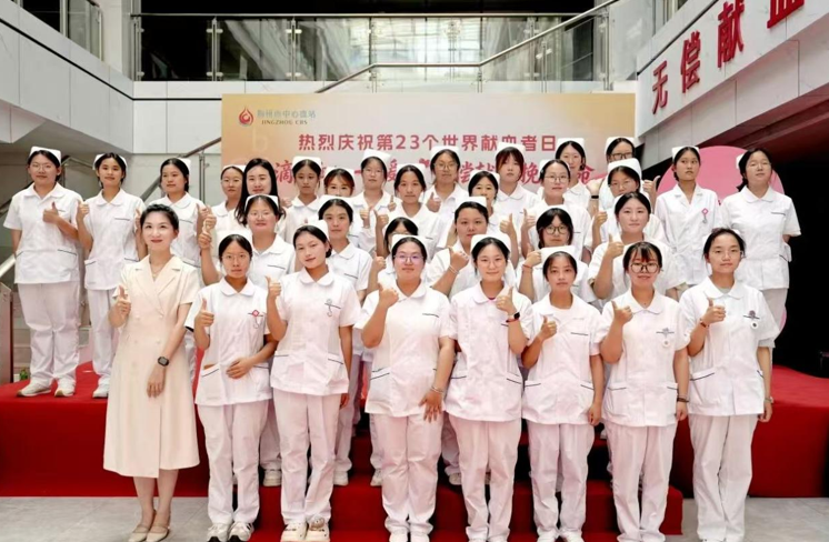 正在上传...