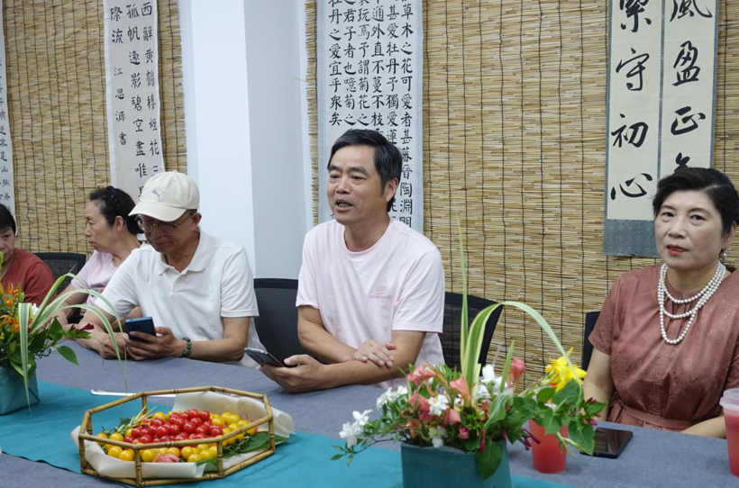 正在上传...