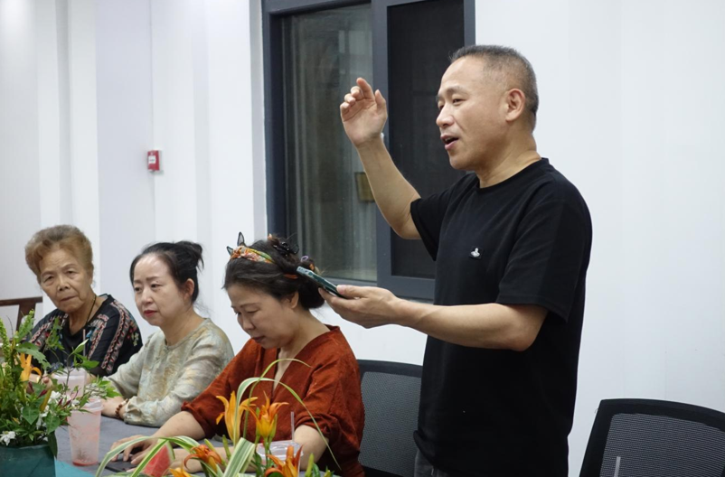 正在上传...