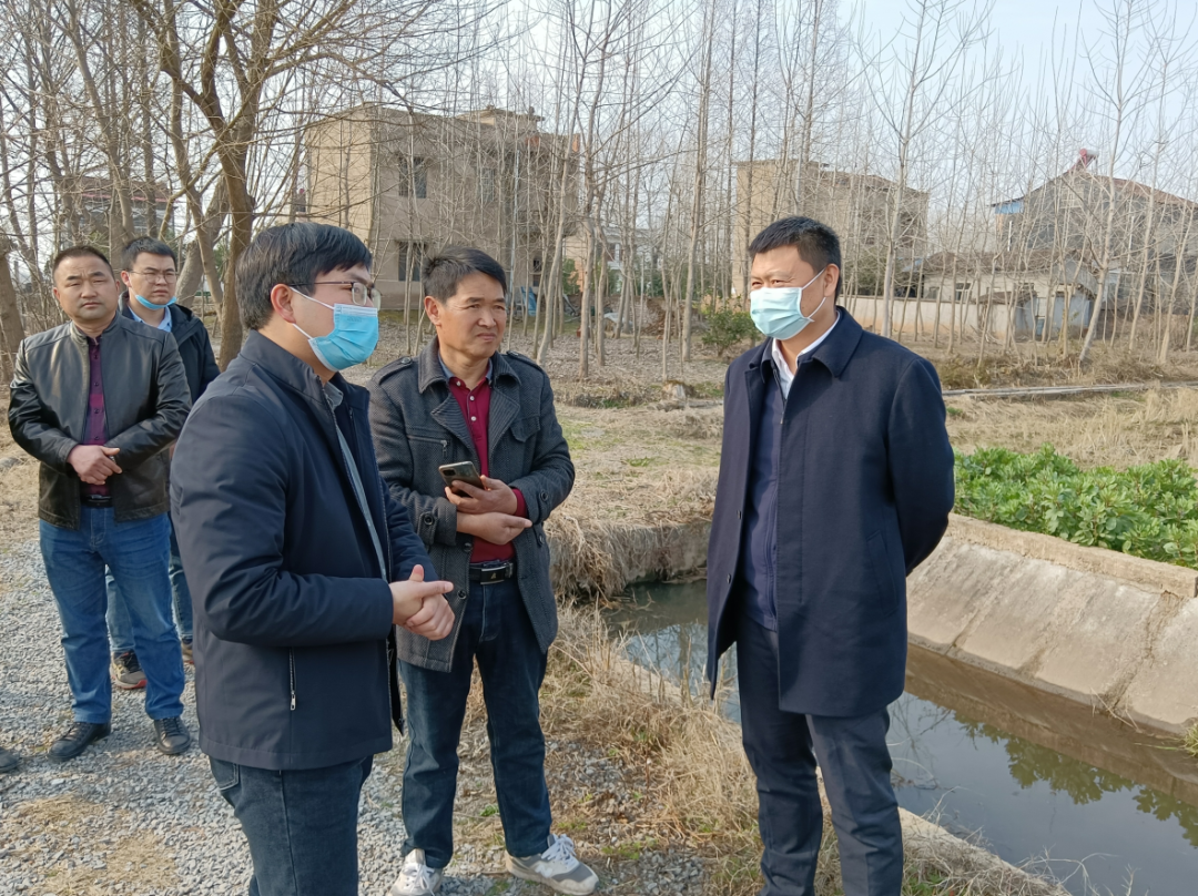 付勇先后前往湖北乘风汽配有限公司,茅草街半边天葡萄种植合作社,高陵