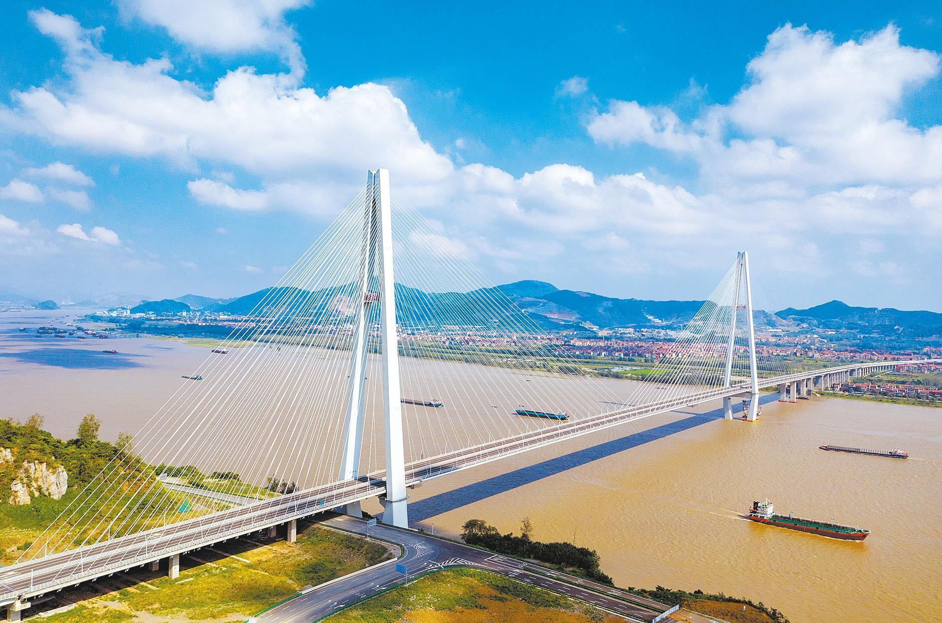 戴辉2021年通车6座长江大桥◆宜都长江大桥——2月9日通车,连接枝江市