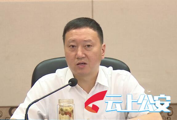 2019年第二次全体会议暨"安全生产月"活动启动会议上,县长杨运春指出
