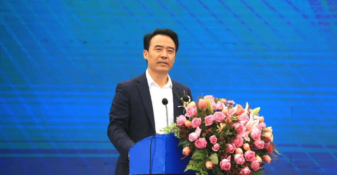 中药城交易中心项目开工荆州市委书记何光中,山鹰国际董事长吴明武