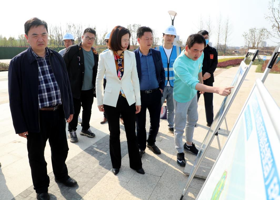 省住建厅党组书记 厅长李昌海调研公安县住建工作