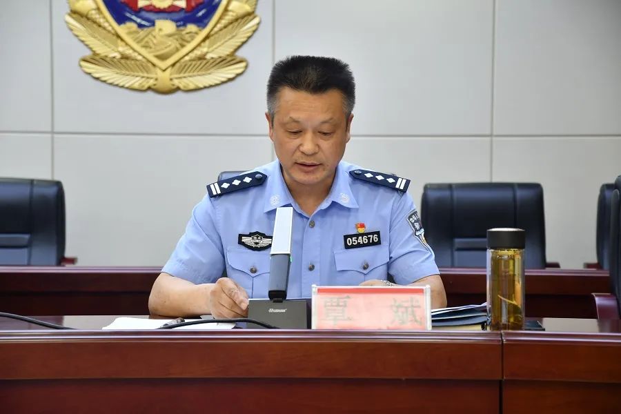公安县公安局召开大研讨学习交流总结暨查摆检视环节部署会