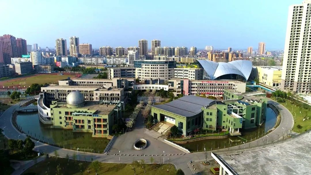 公安县第一中学公安二中,三中迁建项目是公安县今年投资规模最大,征地