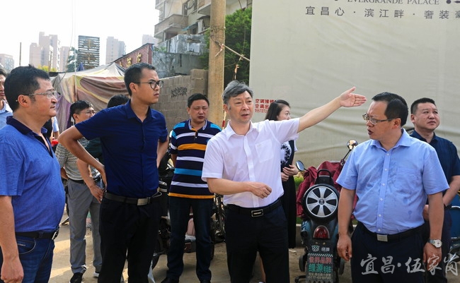 李向东督查环保突出问题整改工作