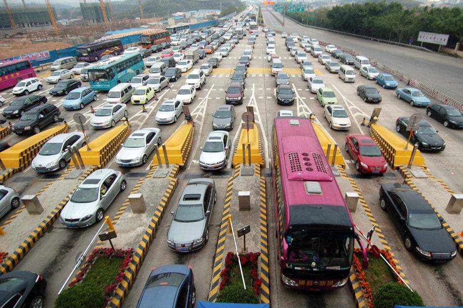 今天12时至22时各地将迎来五一假期返程高峰