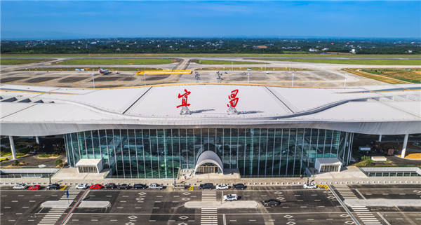 是宜昌三峡机场发展史上值得铭记的重要里程碑更是宜昌在加快强产兴城